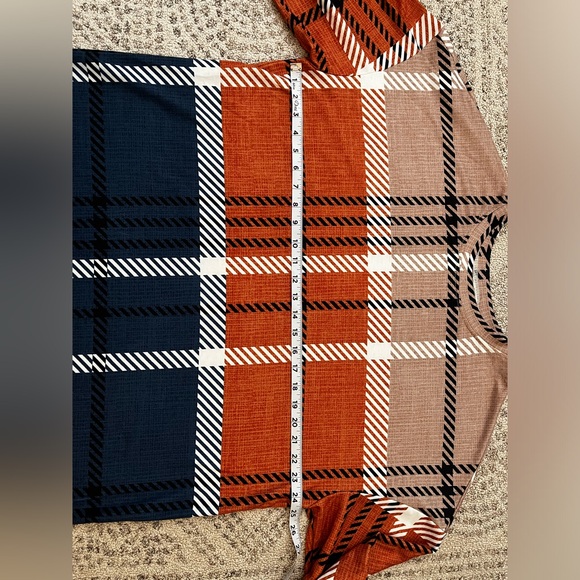 ZOLUCKY Boutique Brand Plus Size Top - Picture 7 of 8